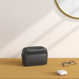 Lacoste Men's Classic Shoulder Bag, Black, Free size