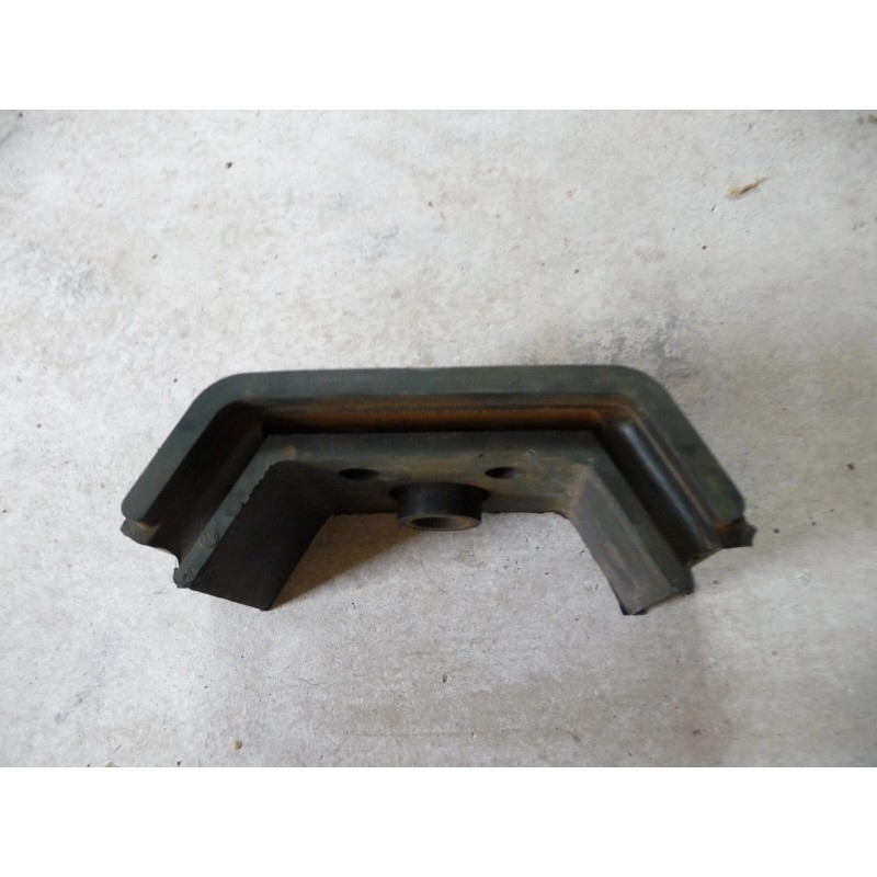 Kenworth D13-1001-2 Bushing Rear Engine