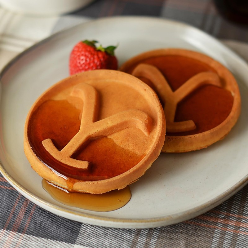 Yellowstone 4-Inch Waffle Maker