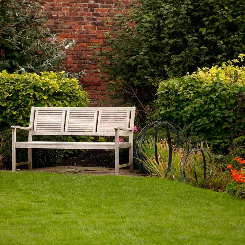 NPV Group Décor Wow Garden Ornament, Small Metal Trellis 19.5"