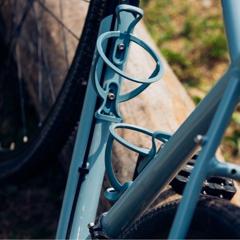 Elite T-Race Cage (Soft Touch Grey) – Lightweight, All-Side Entry