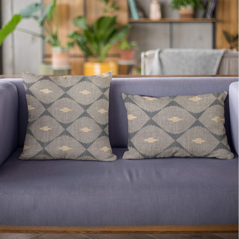 Plutus Brands Blue Plutus Cubes Diamond Luxury Throw Pillow 16