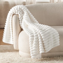 Bedsure Soft Fleece Throw Blanket - Fluffy Cosy Warm Fleece Blanket for Sofa, Bed and Couch, Double, Off White, 150x200 cm