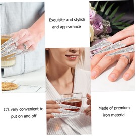 Healvian 40pcs Nail Charms Nail Art Queen Fingernail Ring Set for Dance Costumes Parties