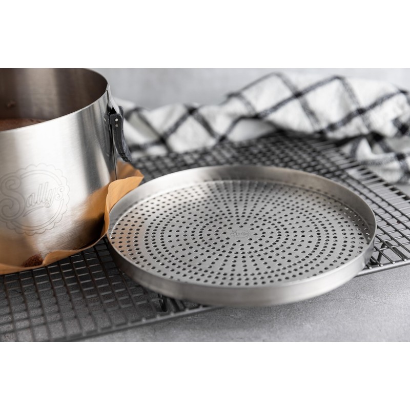 Sallys Springform Base with Teflon Permanent Baking Foil - Can