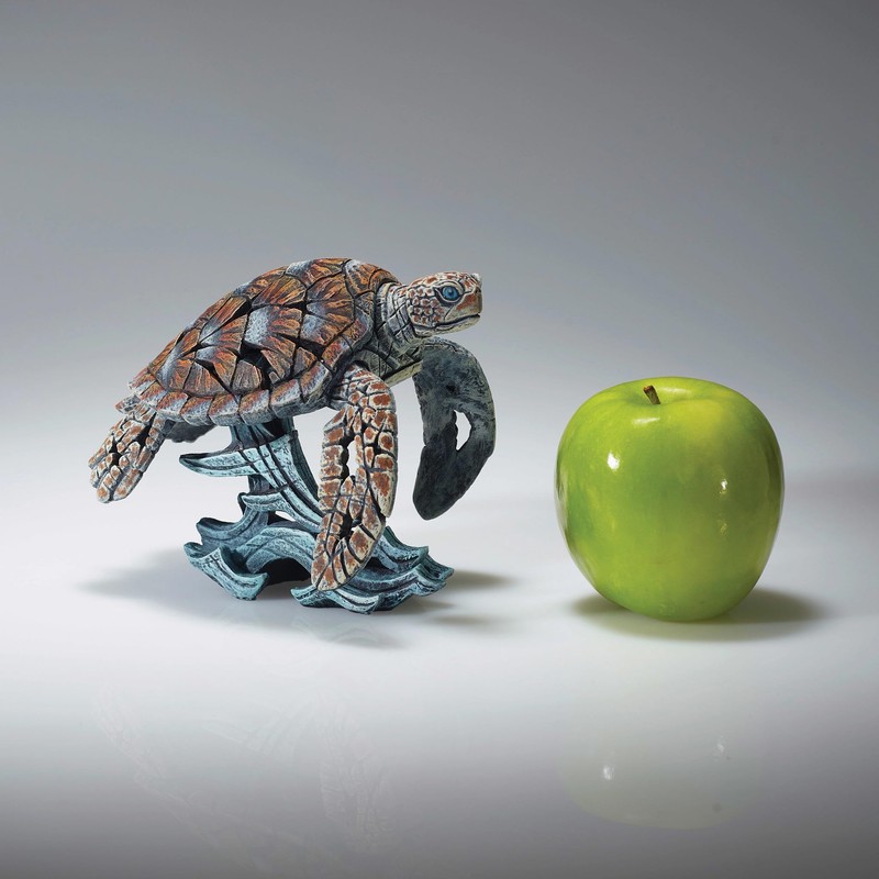 Enesco Edge Sculpture Sea Turtle on Wave Miniature Figurine, 4.73