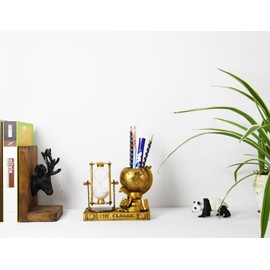 Globe-Themed Pencil Holder with Hourglass, Resin Desktop Organizer for Office & Study, Pen Holder with Sand Timer, Classic Globe Addition Scissors Storage, Artistic Gift for Travel Lovers