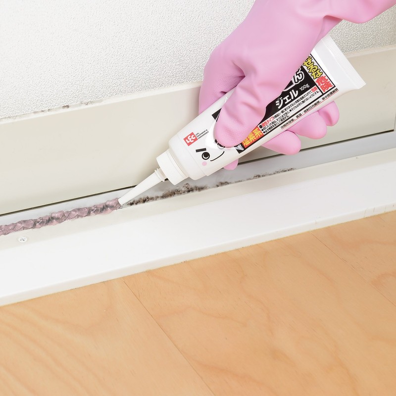 Gekiochi Kurokabi-kun Mold Removal Gel 3.5 oz (100 g)