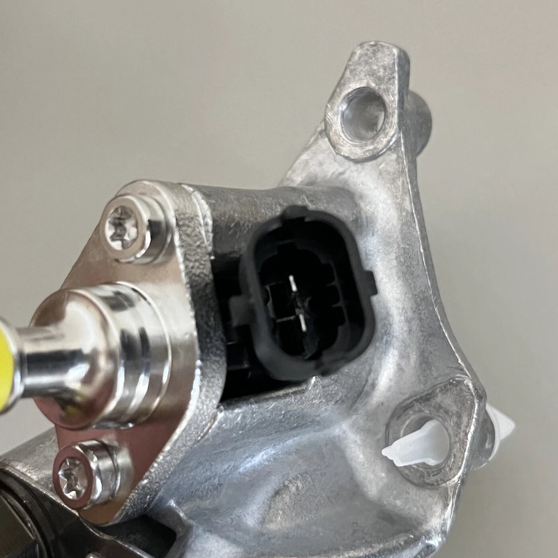 Bosch For Volvo Mack DEF Dosing Unit Valve Injector 22391563