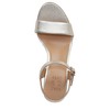 Naturalizer Women's, Bristol Sandal, Champagne Metallic, 7 Wide