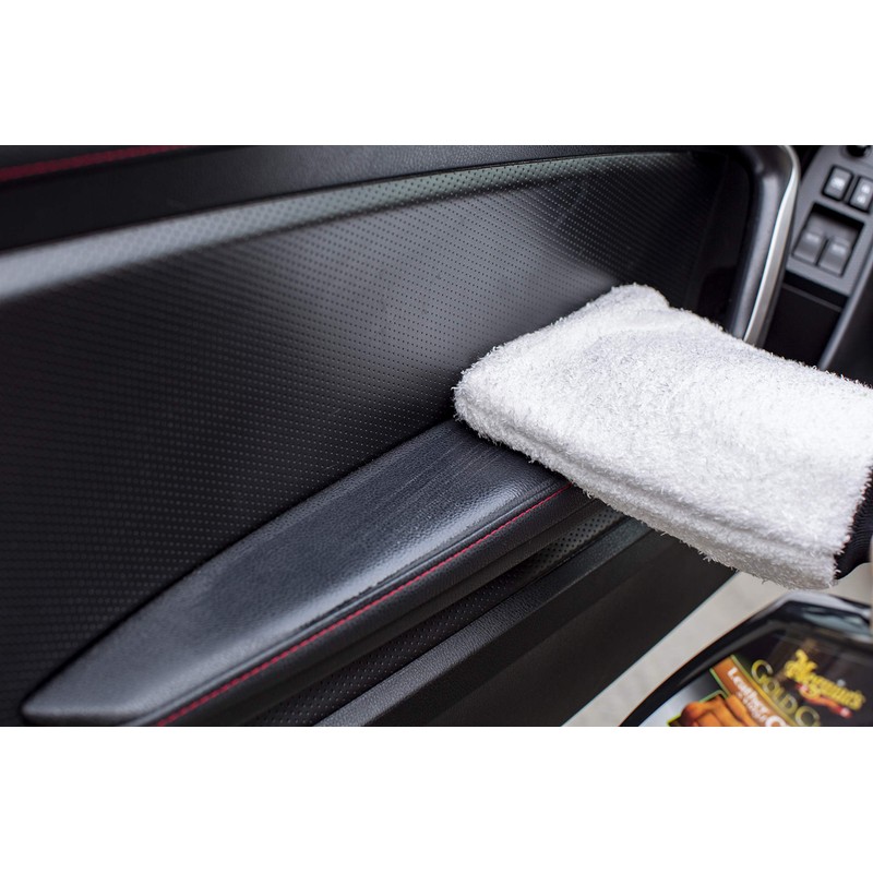 Meguiar's X3002 Microfiber Wash Mitt, Super-Thick, Reusable Wash Mitt for