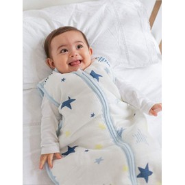 molis&co. 2.5 TOG Winter Baby Sleeping Bag. 0 to 6 months. Super Soft and Warm. Unisex Star - blue and beige. Ideal for Winter and mid-Season use. Premium Muslin Babies Grow Bag