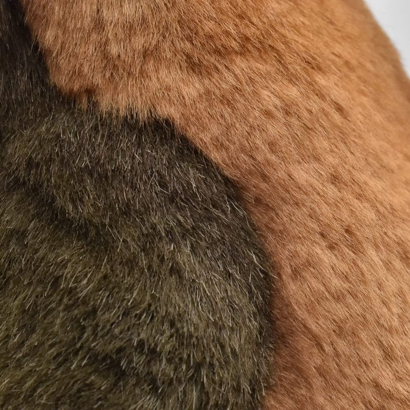 BH7252 HANSA Red Panda 37