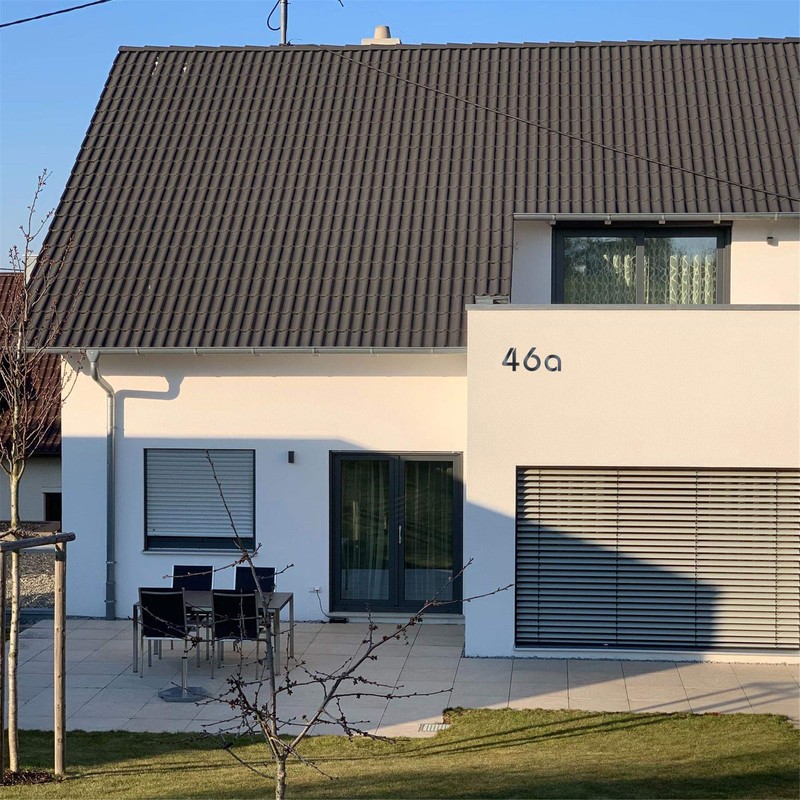 Metzler House Number in Anthracite RAL 7016, Fine Structure Powder-Coated
