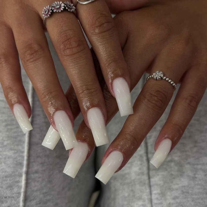 KXAMELIE Ivory White Medium Coffin Nails - Press On, Glue