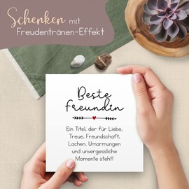 ARTFAVES® Wooden Picture with Saying "Beste Freundin - EIN Titel, der Liebe, Treue, Freundschaft”, Decorative Gift on the Theme of Friendship/Size: 14.8 x 14.8 cm