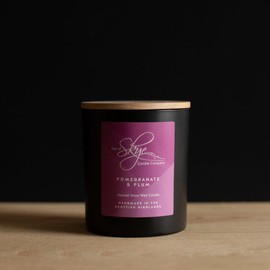 Isle of Skye Candle Company Pomegranate & Plum Natural Candle (Large Tumbler)