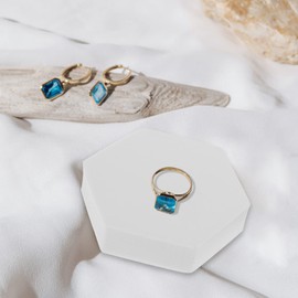 Alipis - Juego de 8 piezas de accesorios para fotografía de productos, espuma dura, formas geométricas, accesorios para fotos para joyas, cosméticos, sesión de fotos, cubos de espuma geométrica blanca