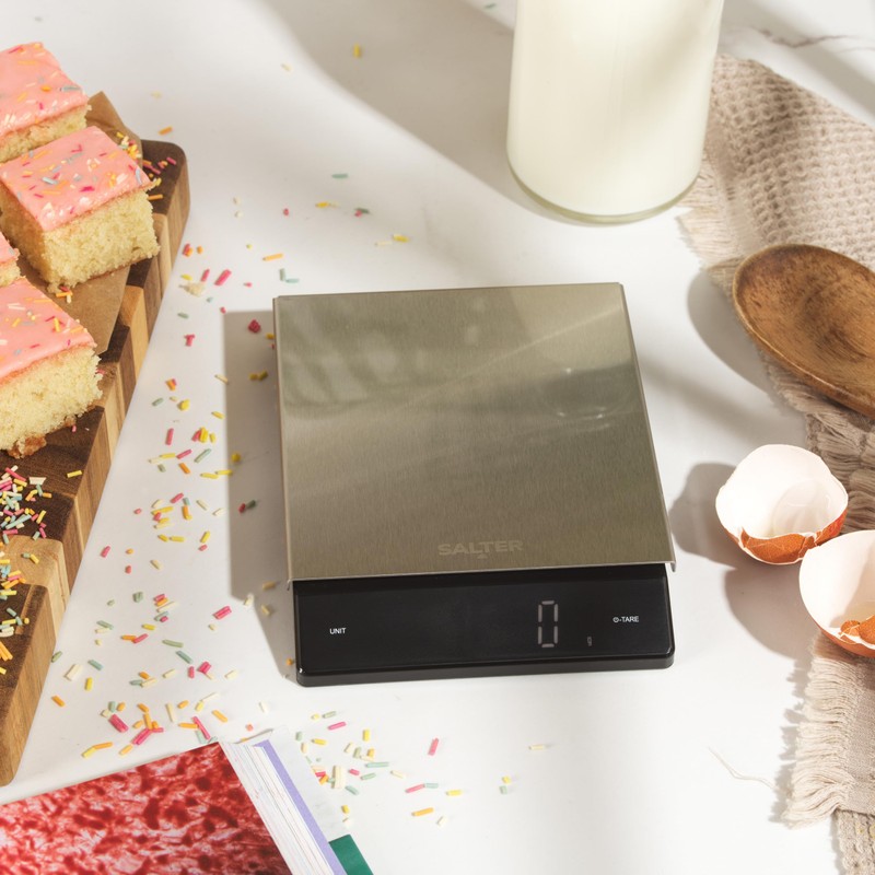 Salter Expert Kitchen Scale 5 Kg With Angled LED Display