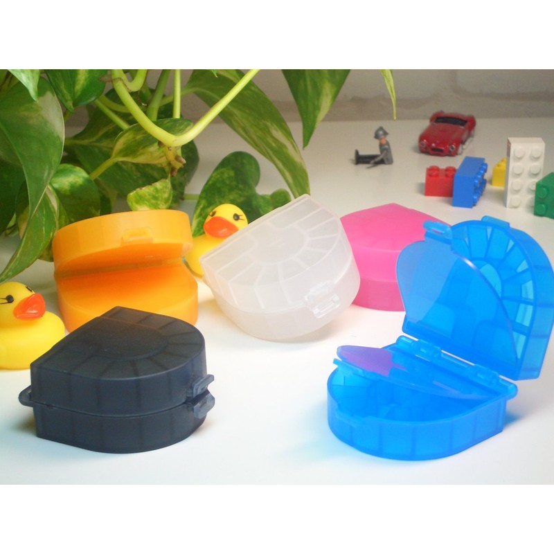 nomnom Baby Tooth Case [Room 2] Blue