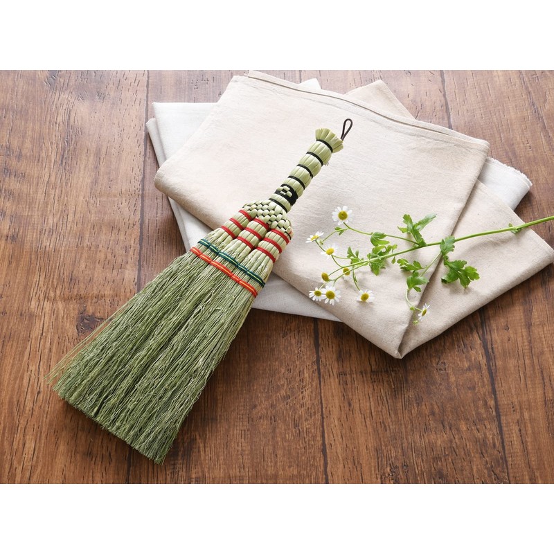 Nippon Clintec Hand Woven Mini Zashiki Broom, Width 4.9 x