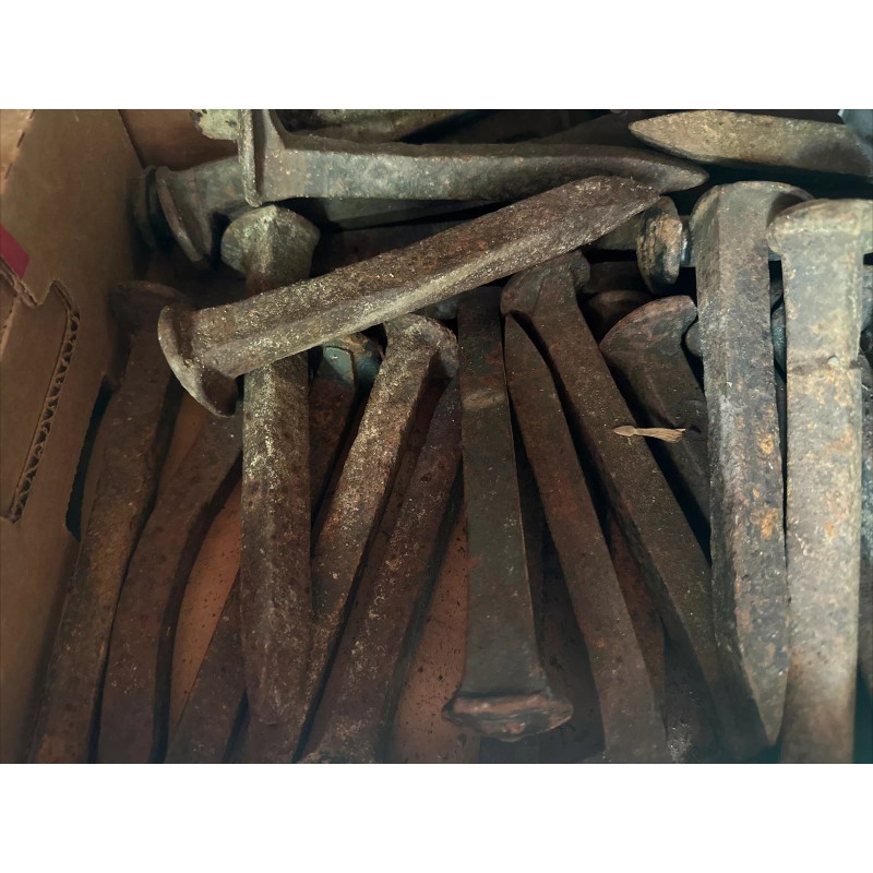 CLAVOS DE LINEA DE TREN -EBBO IFA-ORULA. RAILROAD NAILS. RELIGION