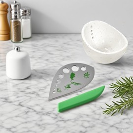 Pottery Herb Stripper Bowl，Handmade Ceramic Herb Peeling Cup,Handmade Herb Stripper Tool，with Different Hole Sizes for Separating Leaves and Stems，Suitable For Coriander, Rosemary, Etc (Two-in-one)