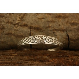 Kiss of Leather 925 Sterling Silver Triskele Celtic Knot Bracelet, Silver