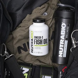 Nutrabio Omega 3 Aceite de Pescado - 150 Capsulas Blanda - 75 Ser - 2000 mg de Omega 3 ácidos grasos esenciales por Servicio con 360 mg de EPA y 240 mg de DHA - Sin Gluten - Sin GMO - Libre de EET/EEB