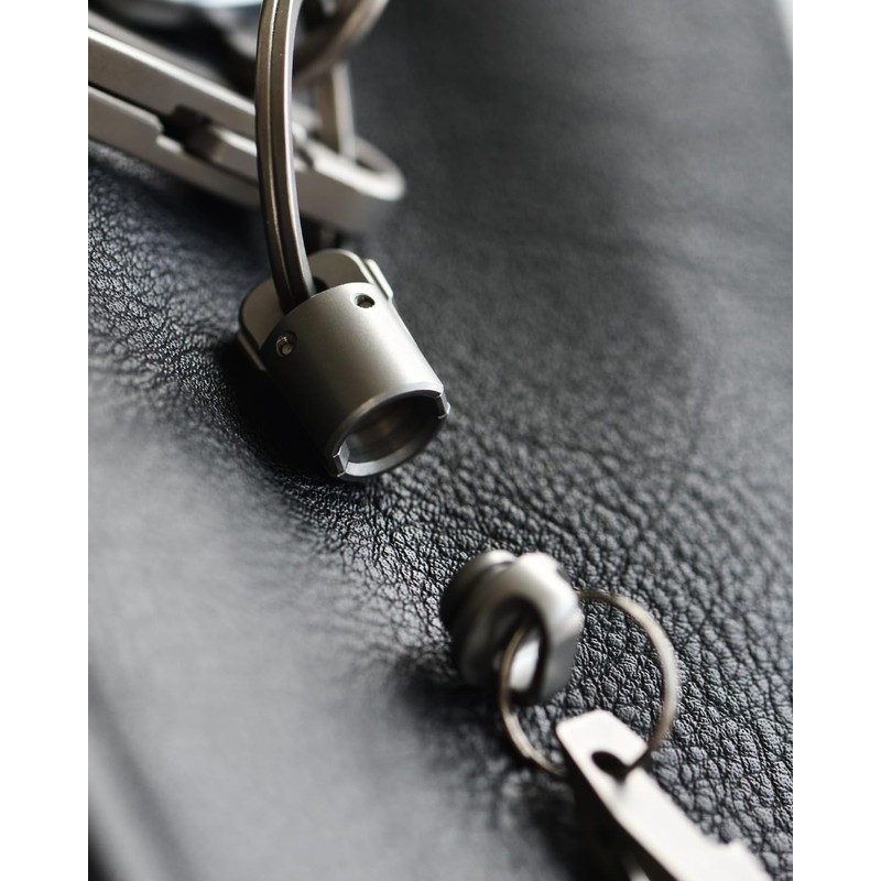 tikey Titanium Magnetic Key Holder, Quick Release Keychain, Detachable Magnetic