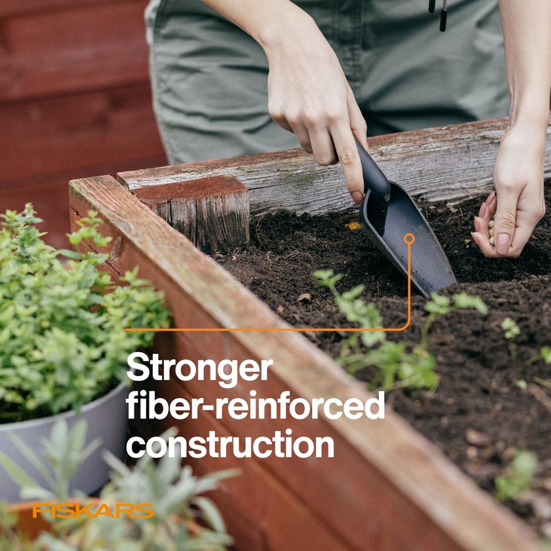 Fiskars Eco Trowel with Curved Spade, Ergonomic Handle, UV Resistance,