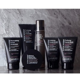 GIOVANNI D:tox Purifying Facial Mask - Super Antioxidants Acai & Goji Berry, Activated Charcoal, Removes Impurities for a Beautiful Complexion, Hypoallergenic, Dermatologist Tested - 4 oz