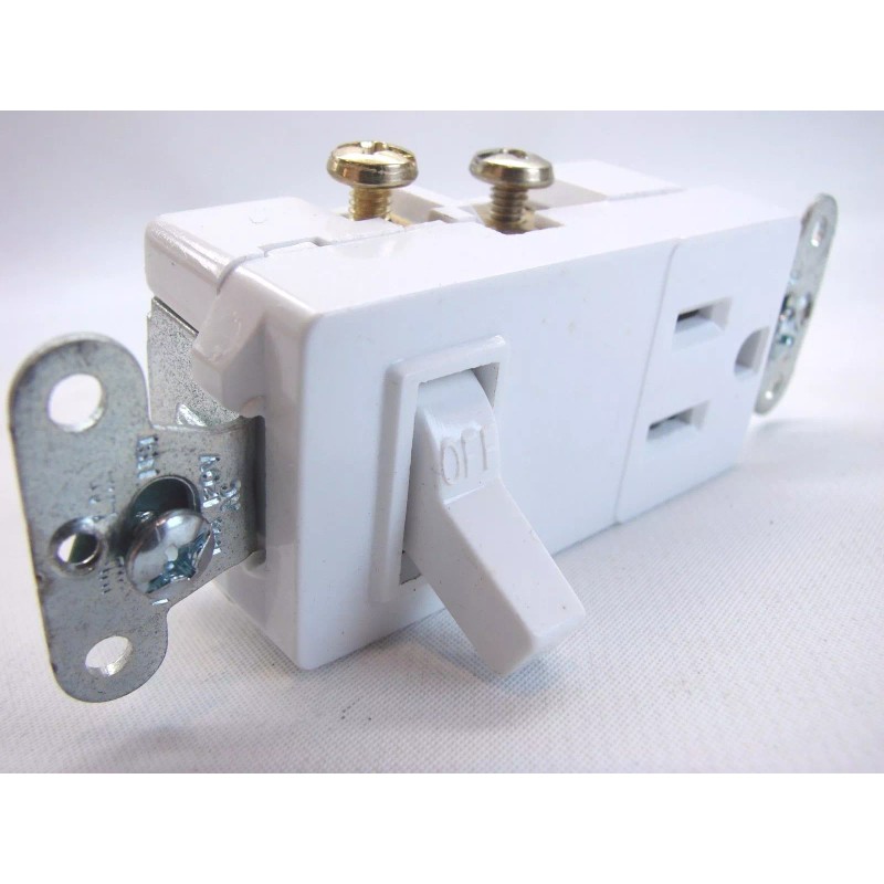 Pass & Seymour 681-W Combination Decorator Switch & Receptacle 15A