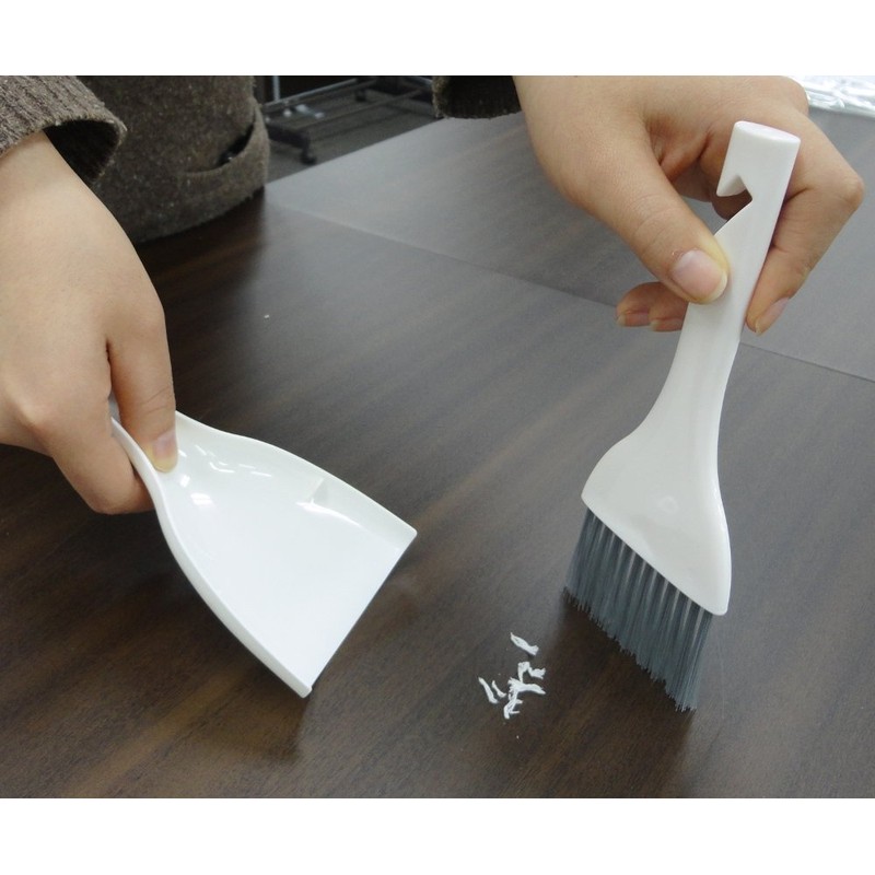 Mini Brush with Dustpan