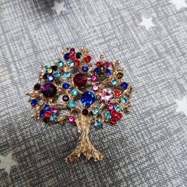Quality Crystal Tree Of Life Brooch for Women, Christmas Jewellery Gifts for Her Wife's Mum Birthday Gifts (colourful)