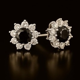 Aretes Flor de Moissanita para Mujer | Plata .925 Bañados en Oro Blanco 18K | Elixir del Lujo | Certificado GRA | Joyería Fina y Exclusiva con Brillo 