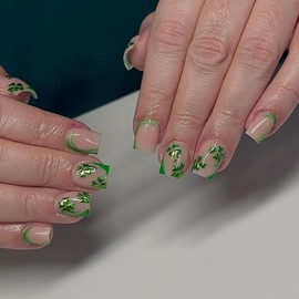 St. Patrick's Day Press on Nails Short Square MABKJLF Green French Tip Fake Nails False Nails with Shamrock Designs Clover Glossy Glue on Nails Stick on Nails for Women Girls 24 Pcs