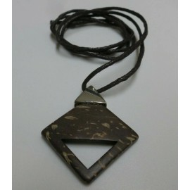 Gianni Liverani Necklace Gianni Liverani coconut shell & silver plated Zama alloy New!