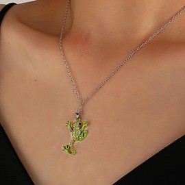 Cimenexe Bohemian Crystal Frog Choker Necklace Green Frog Pendant Necklace Cz Paved Frog Chain Necklace Small Rhinestone Animal Frog Necklace Jewelry for Women and Girls Gifts