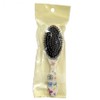 ( ) Cleans up neatly. Oval cushion hair brush in white. / ( )깔끔하게 정리돼요 타원형 쿠션 헤어브러시 중 화이트
