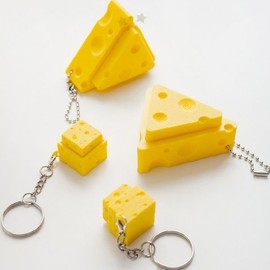 Cheese shape keycap clicker keyring three-dimensional design clicker bag decoration props portable accessories square / 치즈 모양 키캡 딸깍이 키링 입체 디자인 클리커 가방 장식 소품 휴대용 액세서리 네모