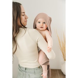 Konssy 2 Pack Muslin Hooded Baby Towels for Newborn Soft 100% Cotton Baby Bath Towel with Hood for Baby, Infant Ultra Absorbent, Baby Stuff Baby Bath Shower Gifts (Cream, Camel,30" x 30")