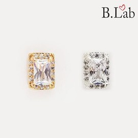 View Lab Square luxury nail parts, stones, cubic zirconia, crystals, nail supplies, DIY nails, nail decoration, nail art parts / 사각럭셔리 네일파츠 스톤 큐빅 크리스탈 네일재료 셀프네일 네일꾸미기 네일아트파츠
