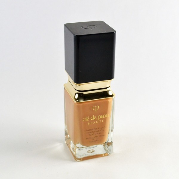 Clé de Peau Beauté Cle De Peau Radiant Fluid Foundation