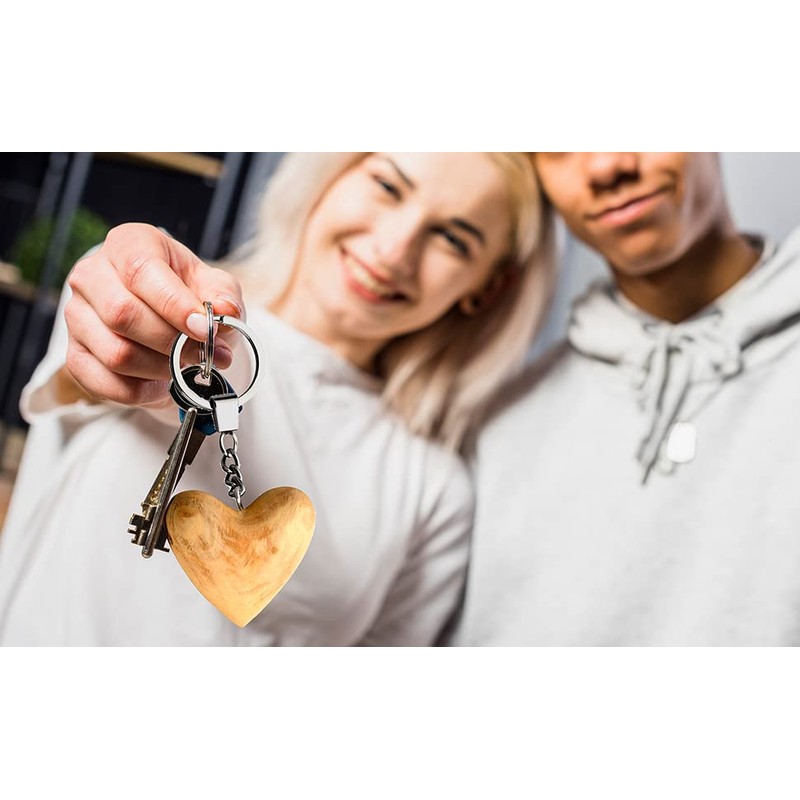 Parent 10031 Olive Wood Keyring, heart