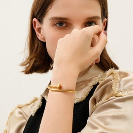 Bracelets Clover Bangle Gold Women's Bracelet Gold Bangle Silver 925 Women's Nail Bangles 18K Gold Plated Flowers Bracelet Golden Bracelets for Women 17 cm Bangles Gifts for Women Christmas, Silver