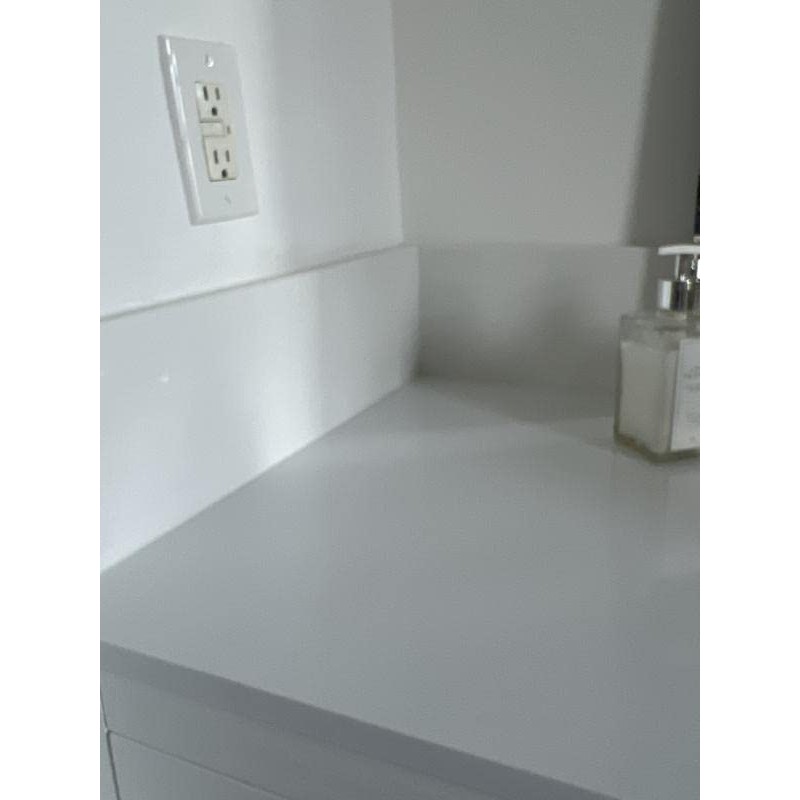 Tenedos Custom Solid White Threshold Shower Curb Engineered Marble Tile