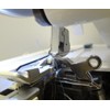 Dritz Enhebrador de agujas Serger con funda protectora de plástico,