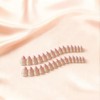 Uñas francesas cortas almendradas, rosa claro con base nude natural,