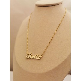 Dancing Wolf 18k Gold Plated Bella Name Necklace Stainless Steel Nameplate Necklaces Jewelry for Womens Moms